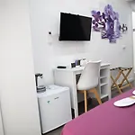 Oda ve Kahvaltı Botanik 4*