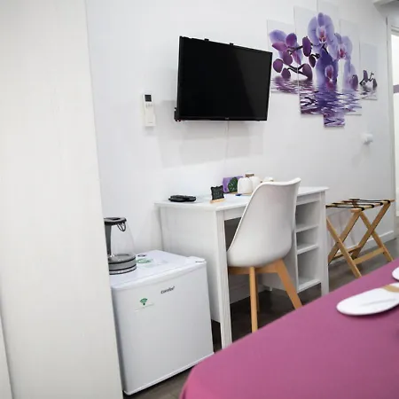 Alojamento de Acomodação e Pequeno-almoço Botanik 4*